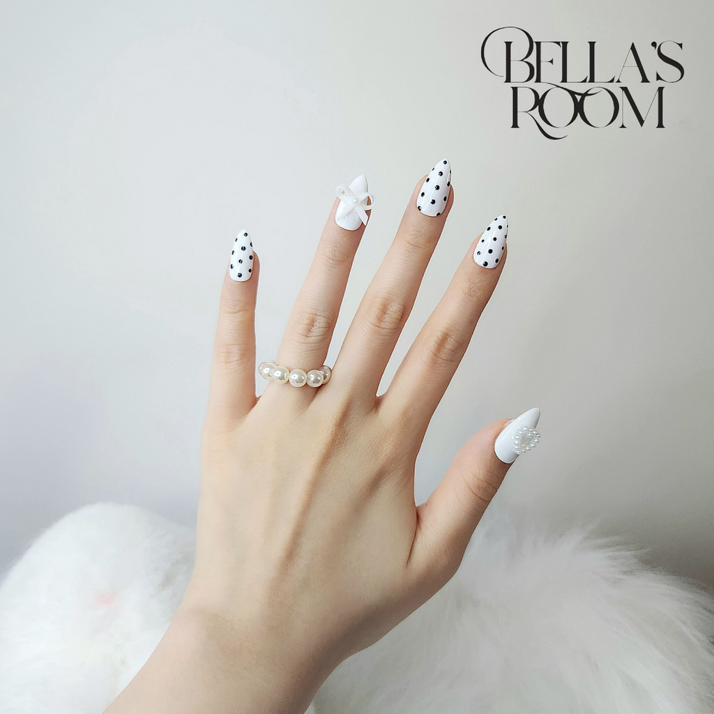 Lovely Dotty (White ver.)
