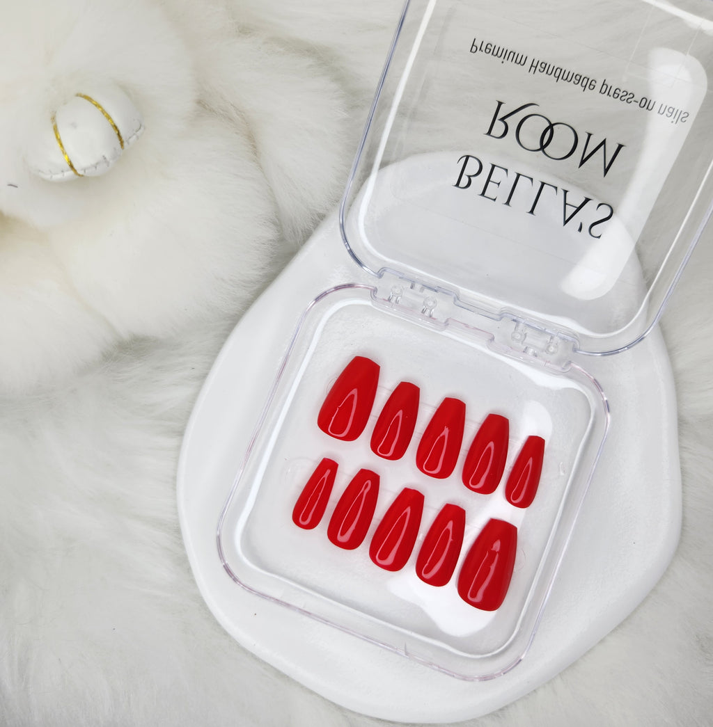 Basic Nails_Red