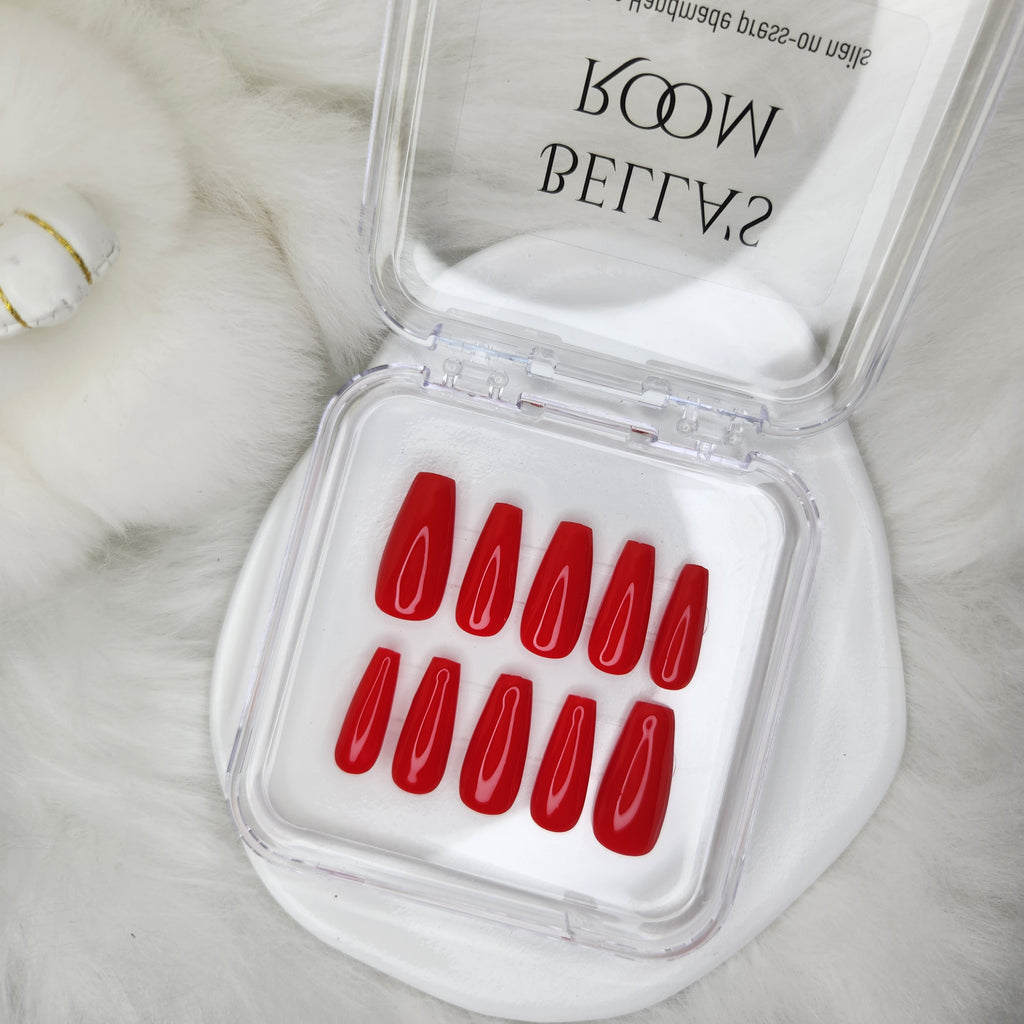Basic Nails_Red