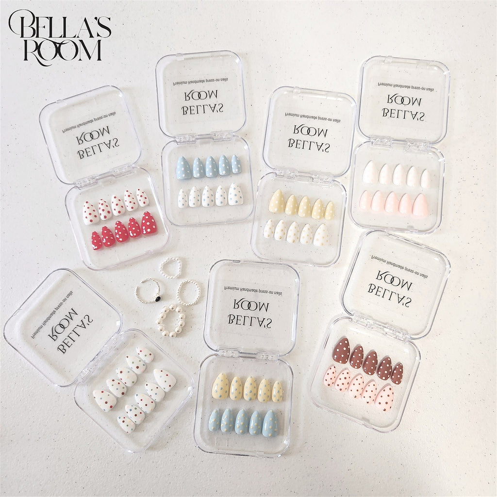 Dot Nail _ White & Red