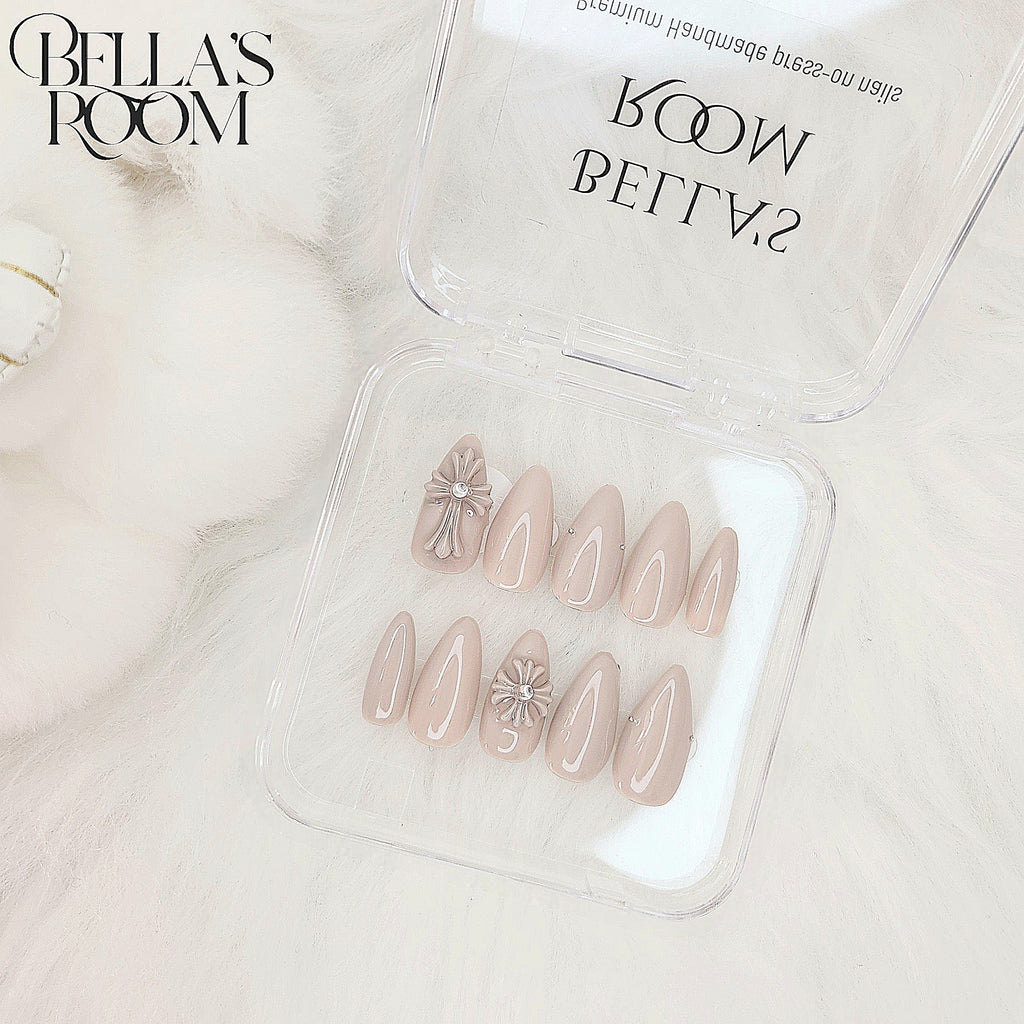 Chrome Nails_ Nude brown